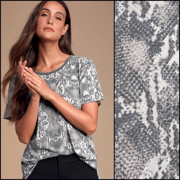 Free People Python Snake Print Short Sleeve Tee T-Shirt Top - Picture 3 of 11